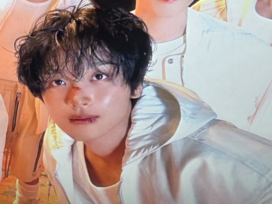 JNyoung_20's tweet image. : น้องอัญ ครูห้องปกครองโทรมาบอกว่าหนูไปมีเรื่องชกต่อยอีกแล้วใช่มั้ยคะ

: ก็..อือ

: เพราะพวกเพื่อนผู้ชายอีกแล้วใช่มั้ยคะ!?

: มี๊ คือหนู..

: คราวหลังมี๊จะไม่ให้หนูไปคบกั-

: หนูเป็นคนเริ่ม.. ส่วนเพื่อน ๆ แค่มาช่วยหนู มี๊อย่าว่าเพื่อนหนูนะ 🥺

: ...