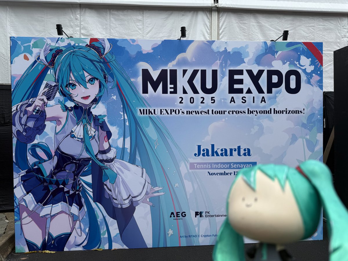 MIKU EXPO tweet media
