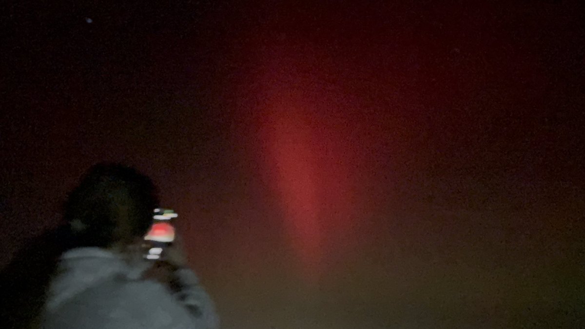 erthom80's tweet photo. #Auroraborealis #Aurora https://t.co/92KItYw7p0