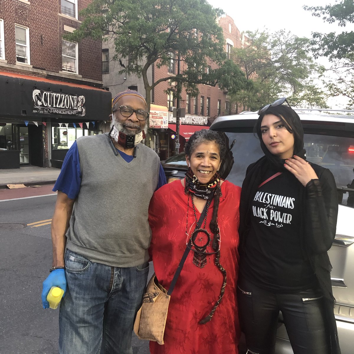 Sekou Odinga was an ardent supporter of Palestinian liberation throughout his life. In the years after his release from prison, he regularly came to our protests and events. SubhanAllah, one day he randomly came to the restaurant I worked at, and I happened to be wearing a