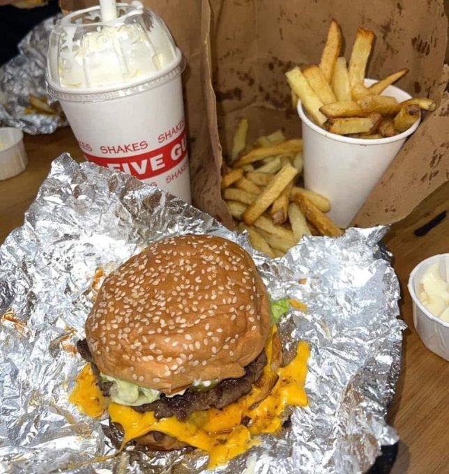 What’s your first thought when you see this meal? 🥤 🍔 🍟