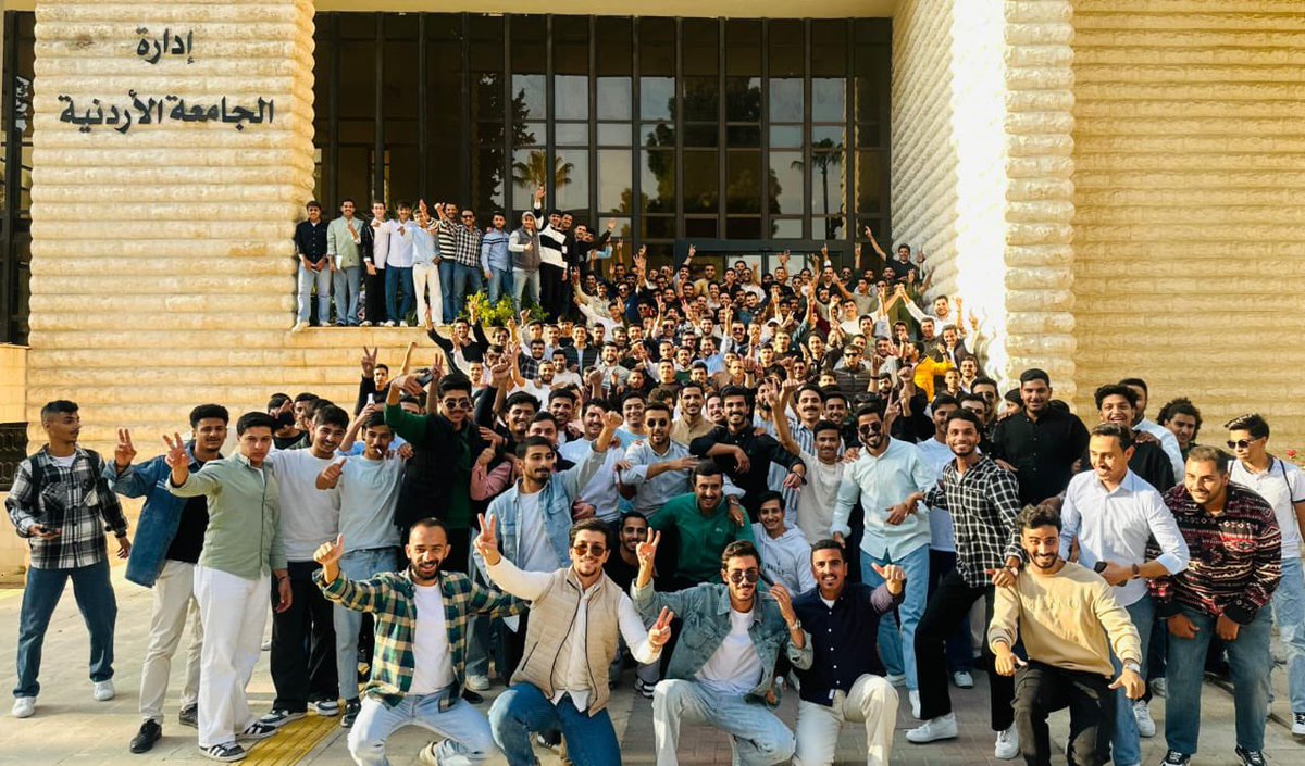 العشيرة والقبيلة كانت ولا زالت وستبقى سياج وأساس هذا الوطن.

شباب قبيلة عباد/ الجامعة الأردنية 🇯🇴
بلاد القبائل 🇯🇴
١١/١١/٢٠٢٥