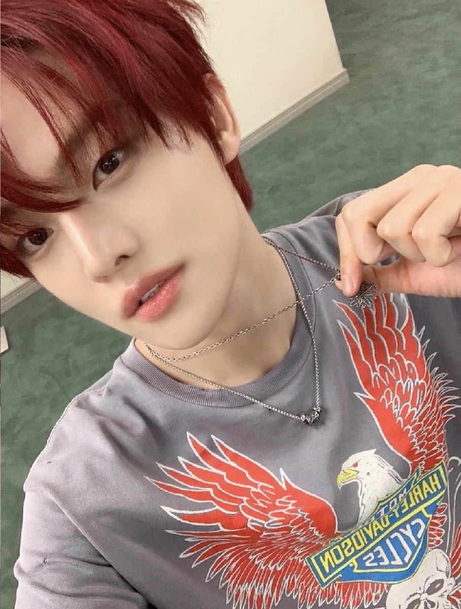 xiye42_'s tweet photo. EVER MUSIC 스페셜 포토 !! 
#클로즈유어아이즈 ♡ https://t.co/nQztffxXk7