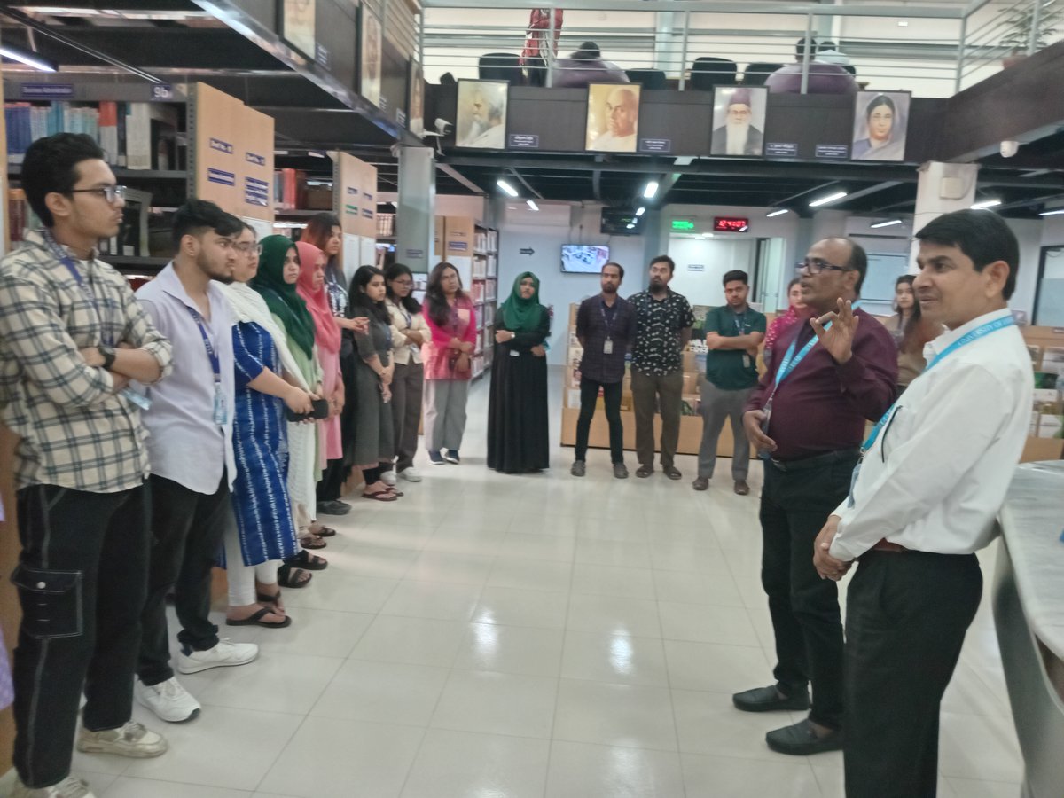 LibraryULAB's tweet image. We conducted Library Orientation for the students of BUS 1101: Introduction to Business on 11 November 2025.
