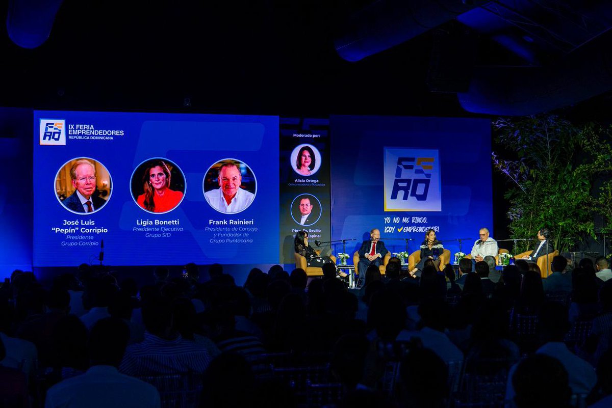 DavidColladoM's tweet image. Iniciamos la conferencia “De emprendedores a emprendedores”, con tres grandes referentes nacionales:
Pepín Corripio, Frank Rainieri y Ligia Bonetti.
Una conversación para aprender, inspirarse y creer en grande.