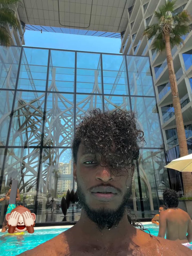 عمك في الحالتين tweet media