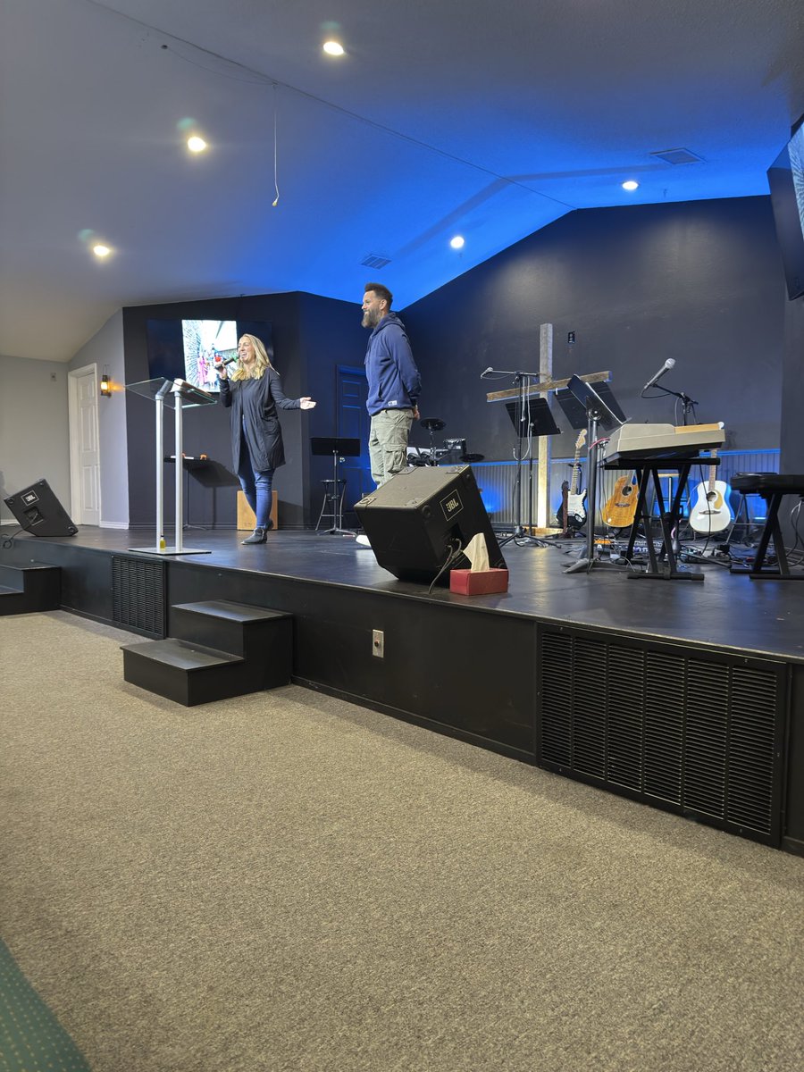 Great weekend with Praise Assembly in Charleston, IL. The Mulvaney’s are leading a great church there. Grateful to be a part for a day. 

ONE NEIGHBORHOOD AT A TIME.