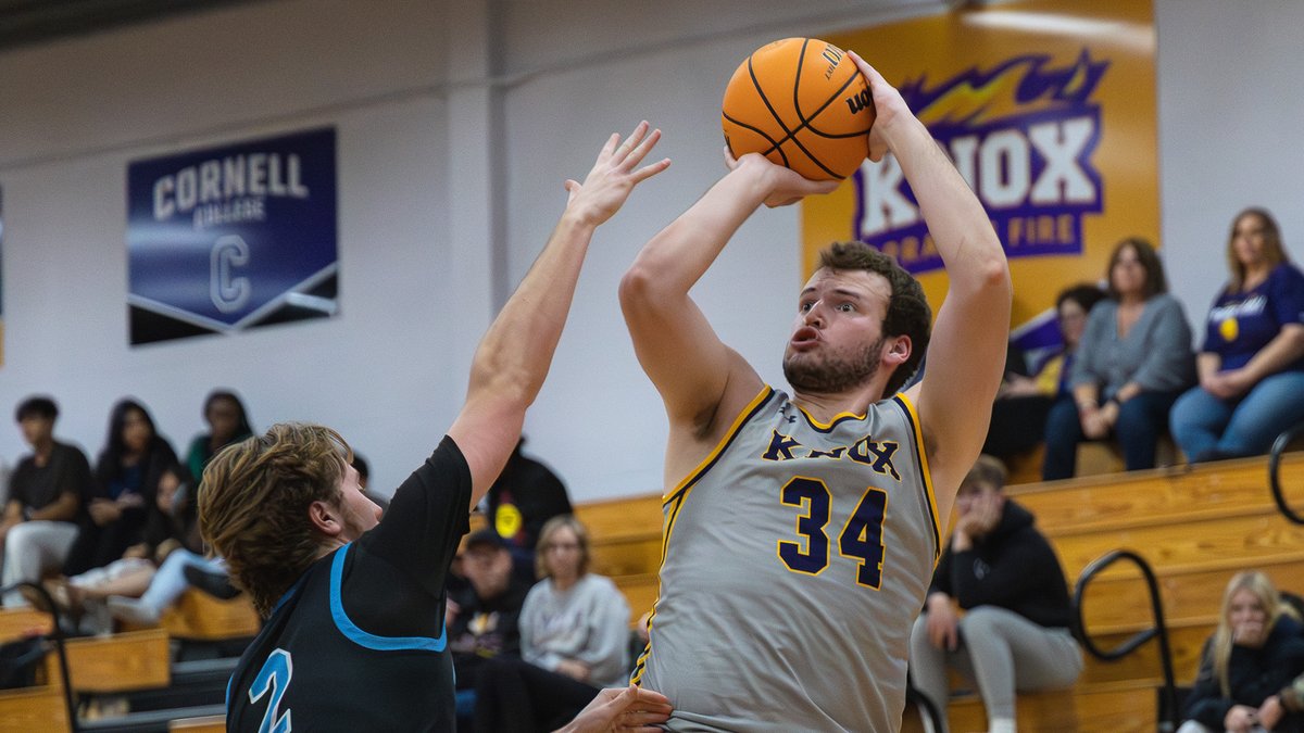 Big night for the bench with Ryan Erdos (career-high 19 points) and Willie Rogers III (16) leading the way in an 82-67 <a href="/KnoxMBB/">Knox Mens Basketball</a> road win at Blackburn tonight! Just the fourth 2-0 start this century! #GoFire

🔗: prairiefire.knox.edu/news/2025/11/1…