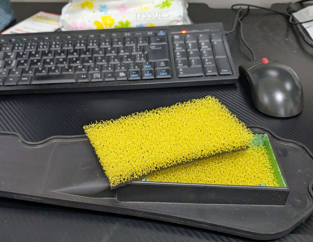 t_mac116's tweet image. #Dio110 #JF31
昨日朝イチでママーンが定期券忘れた為、慌ててDio110で駅まで駆けつけたのよ。暖機ろくにせずスタートダッシュしたけど、やっぱりちょっと薄すぎかも。なのでデイトナターボフィルターを2枚重ねという荒技に出るｗｗｗ ラバーダクトを戻すか悩んだけど、まずはこっちで判断します。