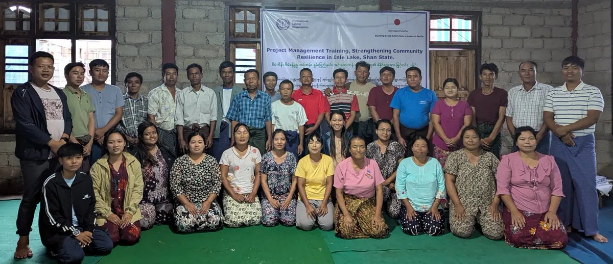 ILOAsiaPacific's tweet image. Communities in Myanmar 🇲🇲 are rebuilding after the March 2025 earthquake.
With support from @ilo, a new #RecoveryProgramme restores infrastructure and creates jobs for those most affected.
🔗tinyurl.com/yvrzw5v3