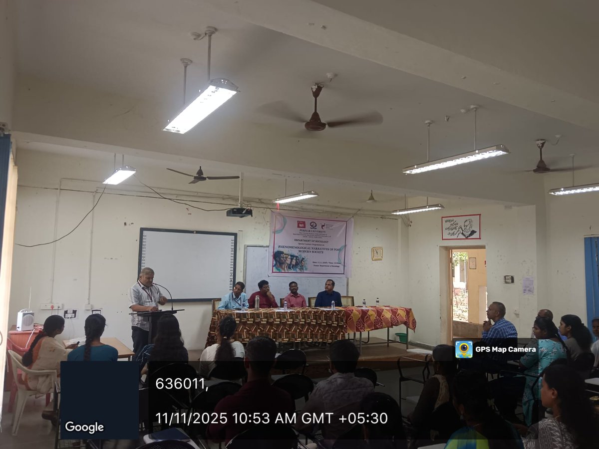 PeriyarVarsity's tweet image. 🌍 Special Lecture on Postmodern Society 📖
The Department of Sociology, Periyar University, organized a lecture on “Phenomenological Narratives of Post-Modern Society” by Dr. R. Kumaran, Gandhigram Rural Institute. 🌟
#PeriyarUniversity #Sociology #SpecialLecture