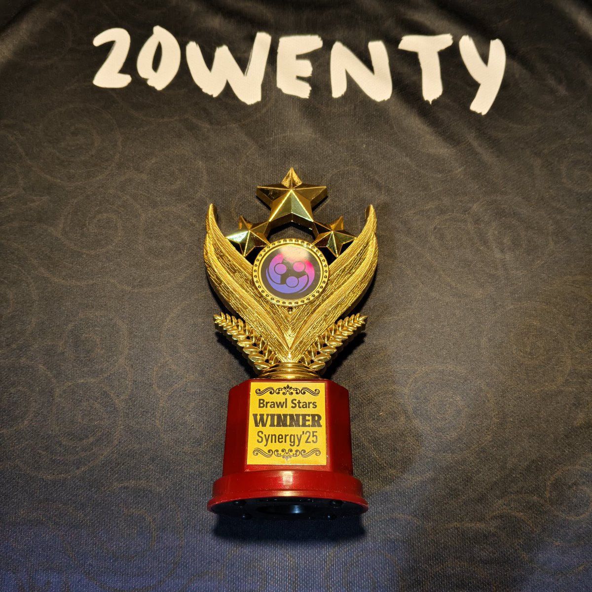I Won my first ever Lan 🙂 🥇 
( small unofficial lan )
Thanks to my teammates <a href="/Dodim69/">Dodim</a> and Renji