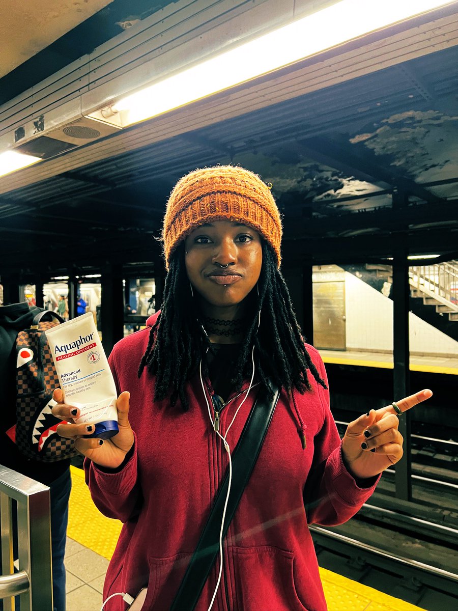 aquaphor girl winter