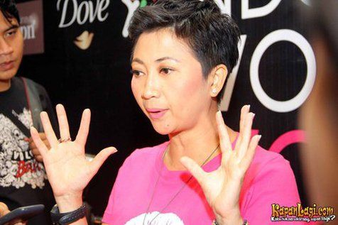 Skarsgård tweet media