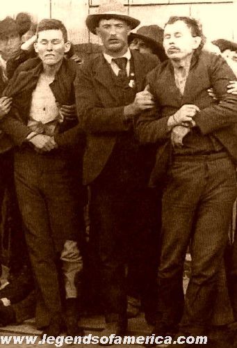 Coffeyville Kansas Oct 5th  1892. The Dalton Gang attempted to rob 2 banks the same day. Towns people wasn't  having it and killed the entire gang but one. They proped the two dead brothers up as a reminder FAFO to other gangs. What we need here