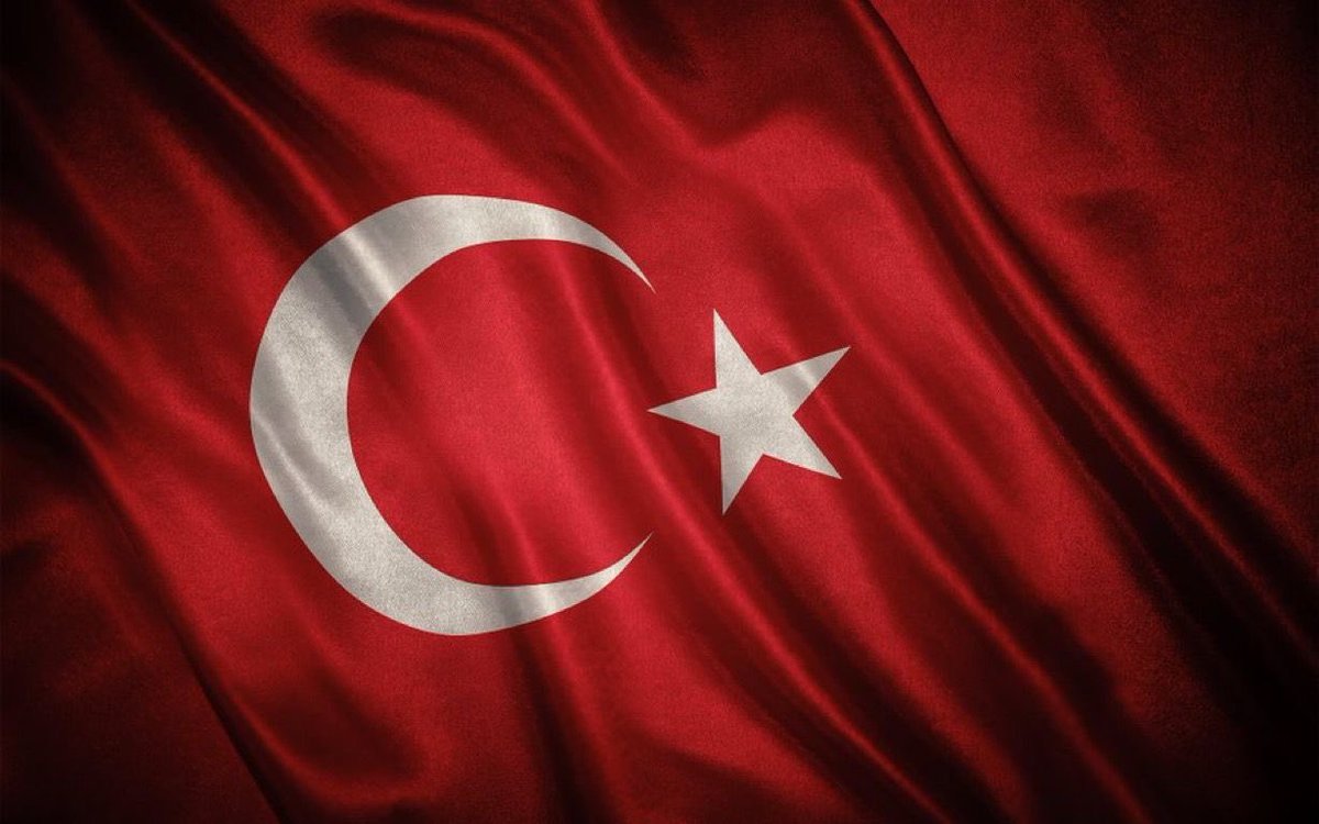 Azerbaycan’dan ülkemize gelmek üzere havalanan askerî kargo uçağımızın Gürcistan-Azerbaycan sınırında düşmesi sebebiyle şehit olan kahraman askerlerimize Allah’tan rahmet; ailelerine, yakınlarına ve milletimize başsağlığı dileriz.