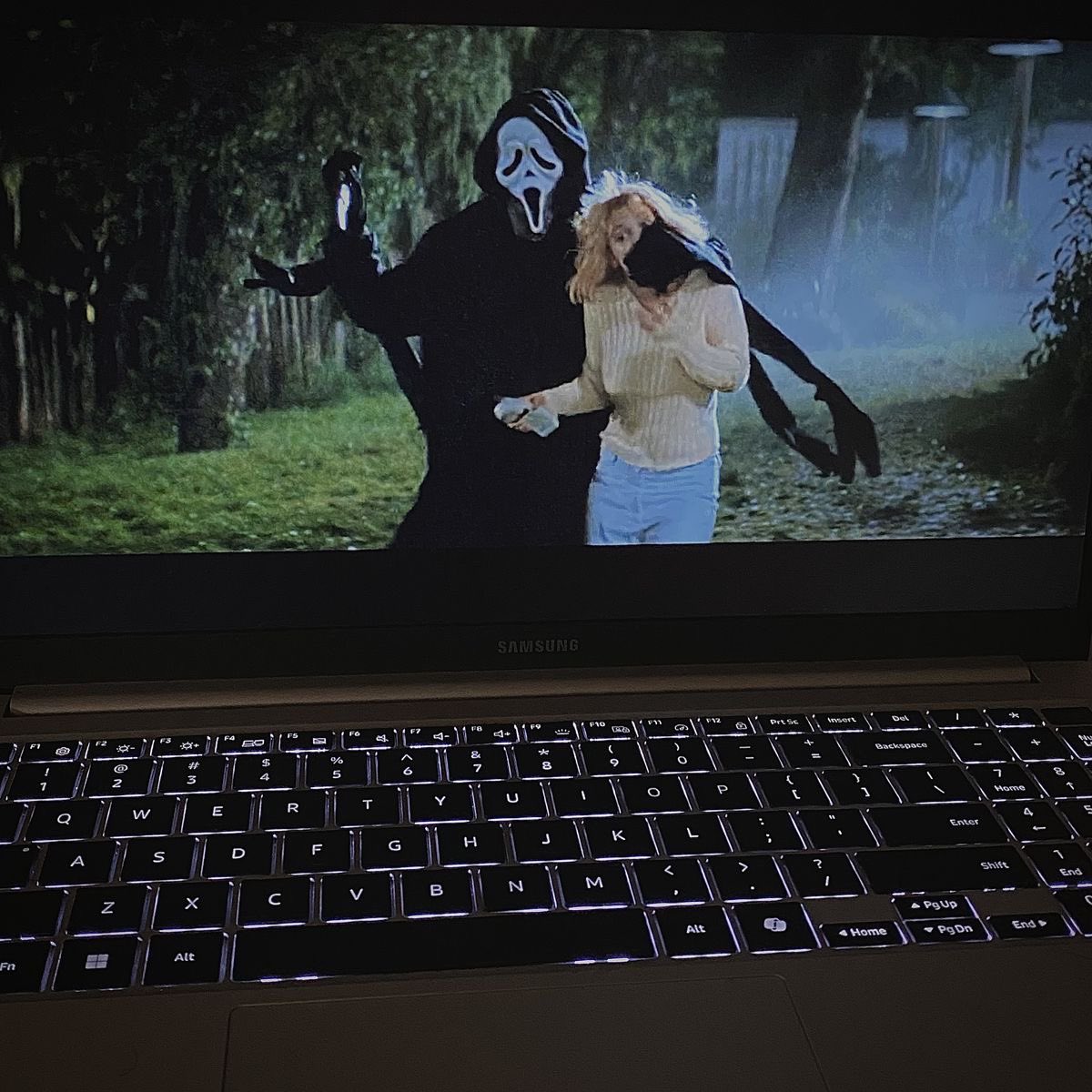 themorilgcy's tweet image. ⠀⠀⠀⠀⠀
⠀⠀⠀⠀⠀⠀@ 𝒍enαmorı  ───  𝘂𝗽𝗱𝗮𝘁𝗲
⠀⠀⠀⠀⠀ 𝗻𝗲𝘄 𝗽𝗼𝘀𝘁  ⌕  ınstαgrαm ∕ 𝒇eed.
⠀⠀⠀⠀⠀⠀⠀ brother's nıght routıne