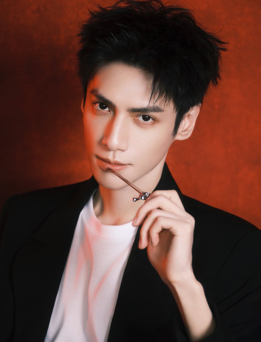 dramapotatoe's tweet photo. #LuoYunxi for a MGTV livestream event

More - https://t.co/kIaizx9oIk
https://t.co/9wvwxPfncg https://t.co/BS4kCnyi9z