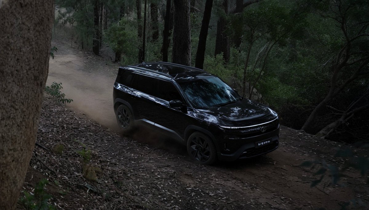 Atomic_X7's tweet image. TATA Sierra Dark Edition
Looks good in black (and silver too)
Mini defender vibes ....
#TataMotors #TataSierra #Darkedition @TorqueIndia @volklub