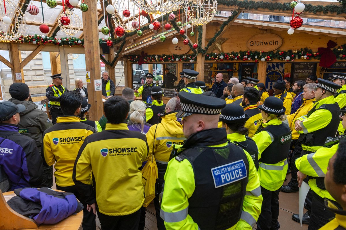 gmpolice's tweet image. We have launched Op North Star – our initiative to help protect communities during the festive period and bring criminals to justice

This force-wide operation will demonstrate our commitment to keeping people and their property safe during what is one of the busiest periods