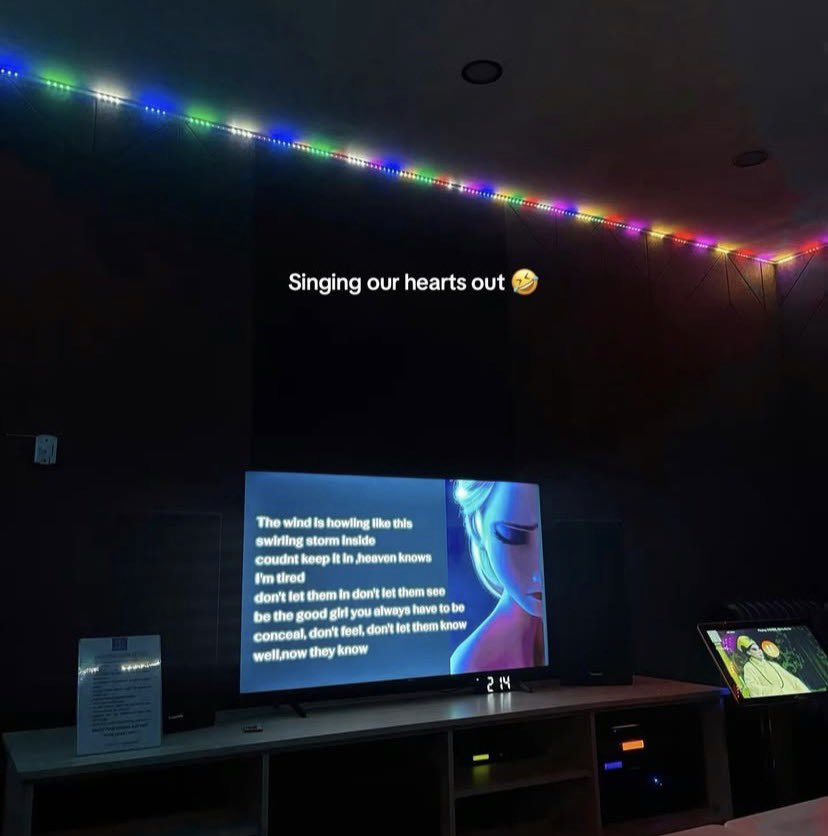 theweekender_ke's tweet photo. Hidden gem along Ngong Road.
Prestige Mall is turning Wednesdays into a party, enjoy buy one, get one free on games and karaoke!
Perfect spot for midweek fun in Nairobi.
#theweekender #hiddengems #karoke #explorepage #karoekenight #explorerpage https://t.co/WzEl2LQbNe