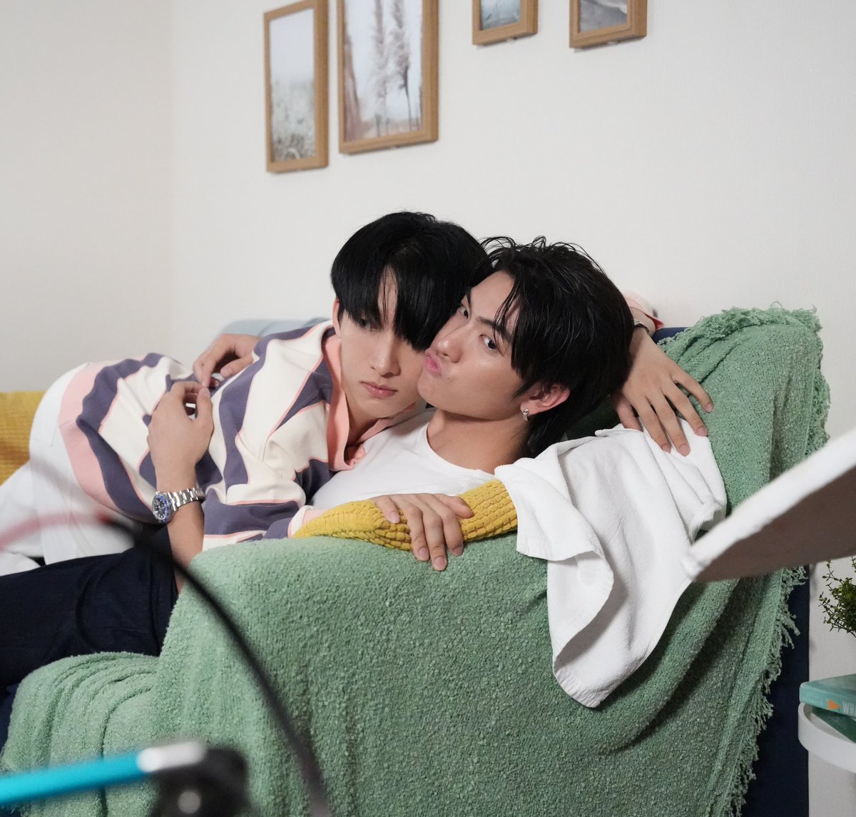 little_rainy09's tweet photo. Moments that make our hearts melt~Love really suits them🥺💞✨ #Bosschaikamon #Noeulnuttarat #BossNoeul https://t.co/ej6L3wOT5P