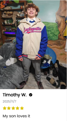 fansidea's tweet photo. Seeing our fans show off their Custom Varsity Jackets never gets old! 🙌
Designed by you, made with care. 
Ready to create yours? 👇
https://t.co/RUeff62SzM

#FansideaReview #CustomVarsityJacket #CustomerReviews https://t.co/fHWAoKnE3z
