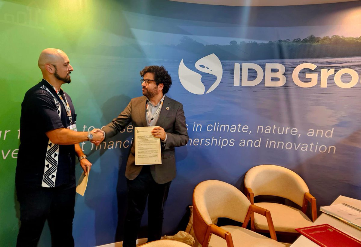 1ª jornada <a href="/AECID_es/">AECID</a> <a href="/CooperacionESP/">Cooperación Española</a> en #COP30 

🎤Paneles sobre ciudades <a href="/UNHABITAT/">UN-Habitat</a> y agua y adaptación <a href="/sanwatforall/">Sanitation and Water for All</a> 

🖌️Firma proyecto <a href="/el_BID/">Banco Interamericano de Desarrollo</a> sobre sargazo en el Caribe y aprobación de nueva contribución de 6M€ para alianza en agua y saneamiento #FCAS 

🥾Hoy más ¡Seguimos!