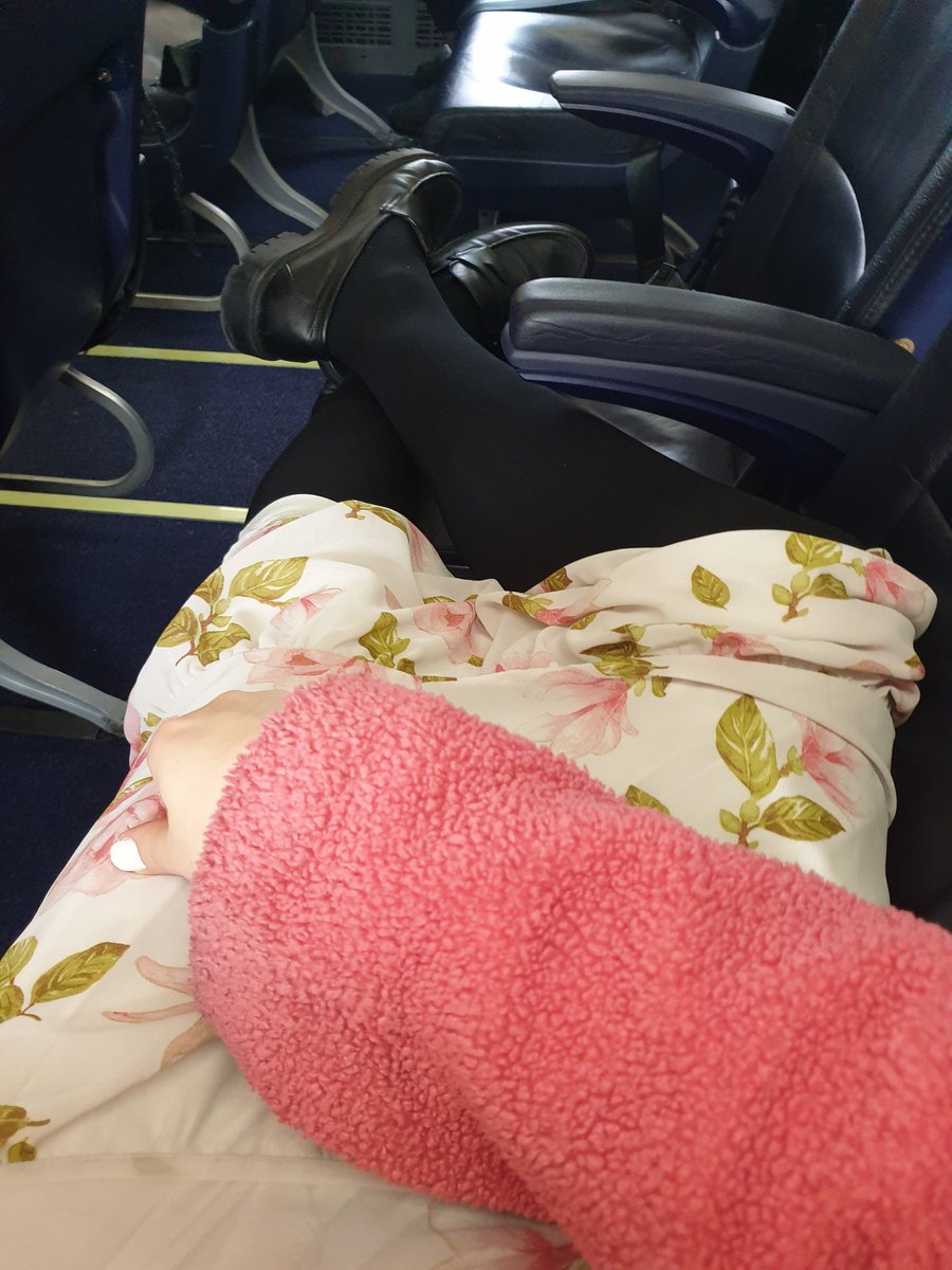 This girl is desperate for a mirror selfie
I'm in the UK now get me out 😭😭😭
I had the entire row to myself because God loves me!
Train ticket to Whammels place more expensive than retour flights here :)