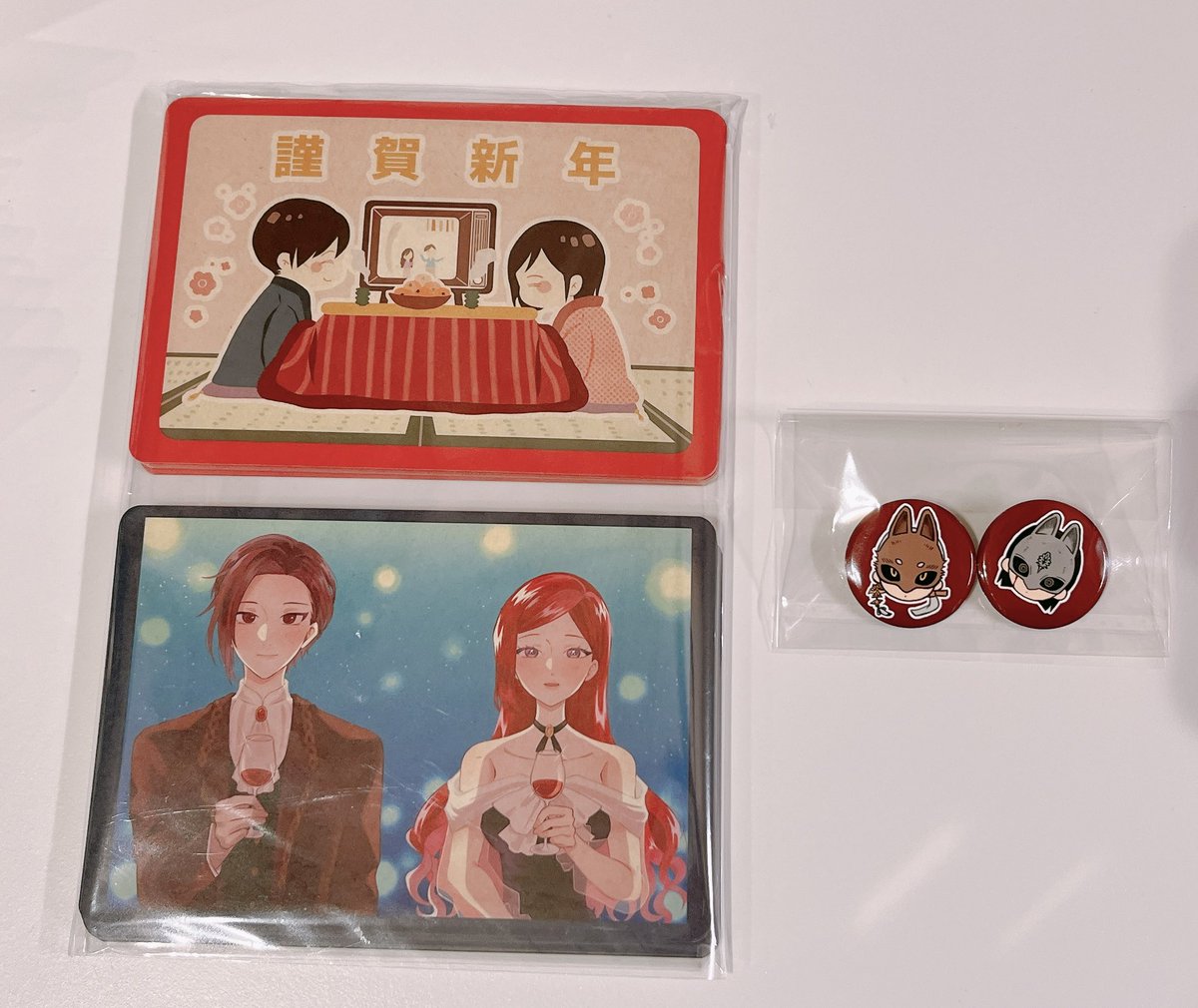 無配のポスカと缶バッジが届きました☺️✨ 宜しければ是非もらって