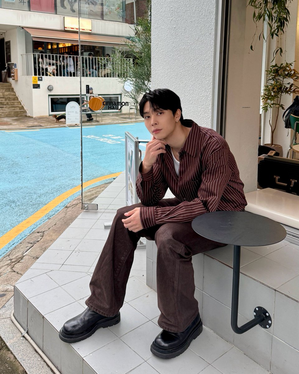 NCTsmtown's tweet image. 🍂𓂃 ⊹ ࣪ ˖

#JOHNNY #NCT #NCT127 
#쟌소리 #JOHNNYSAYS