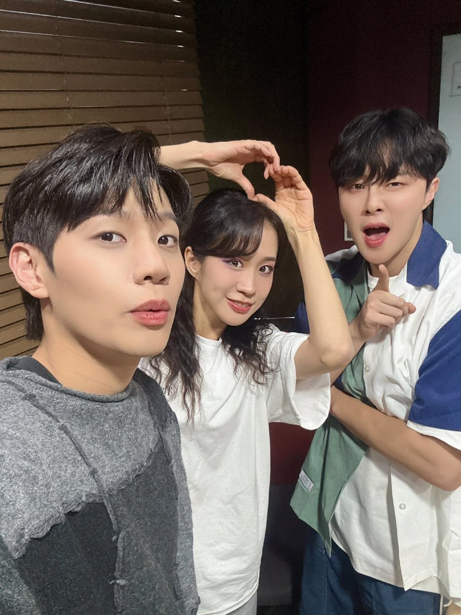 kontentz's tweet photo. [#후크] 혜공 출연 기념! 막내 페어 스페셜 트리플 적립 안내🪝

스파피두루두루미가 물고 온 스페셜한 이벤트✨️

#박상혁 #최민우 #박새힘
막내 페어의 마지막 네버랜드
함께 떠나요🧚‍♀️

진행 기간 | 11/19(수) 4시

자세한 내용은 이미지를 통해 확인해 주시기 바랍니다.
#혜공막내페어 #트리플적립 https://t.co/vL2quiTKY6