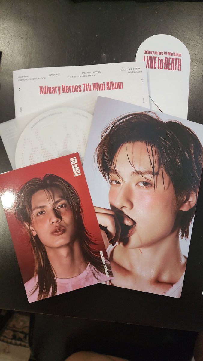 mingsbibu's tweet image. My lxve to death album just arrived and AAAAAA it&apos;s so pretty i love it sm 😭😭❤️‍🩹❤️‍🩹 myvillains if u wanna buy anything you should go order from @gr8huda_go, her service is memang tiptop, would def order again!! #gr8hudafeedback