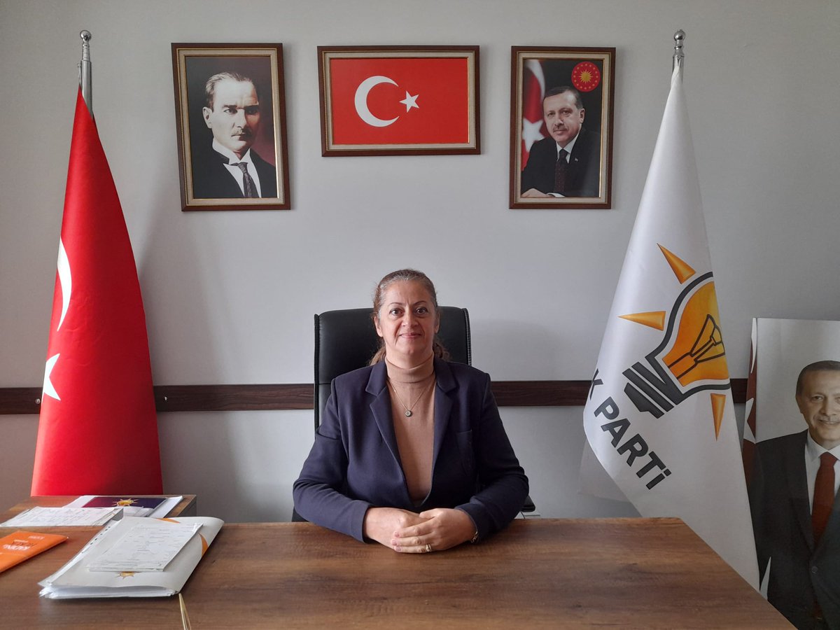 Kapılarımızın daima açık olduğu İl Başkanlığımızdaki bugünkü nöbetçimiz İl Kadın Kolları  Başkan Yardımcımız Sn.Şükriye Gündüzler'dir. 
Görüş ve talepleriniz için İl Başkanlığımızı ziyaret edebilirsiniz.

<a href="/tugbaisikercan/">Tuğba IŞIK ERCAN</a> 
@ckoncagul
<a href="/mehtapsarihan/">Mehtap Sarıhan</a>
<a href="/yaseminturan54/">Yasemin TURAN🇹🇷</a>
<a href="/seymaaktaa/">Şeyma Aktaa</a>