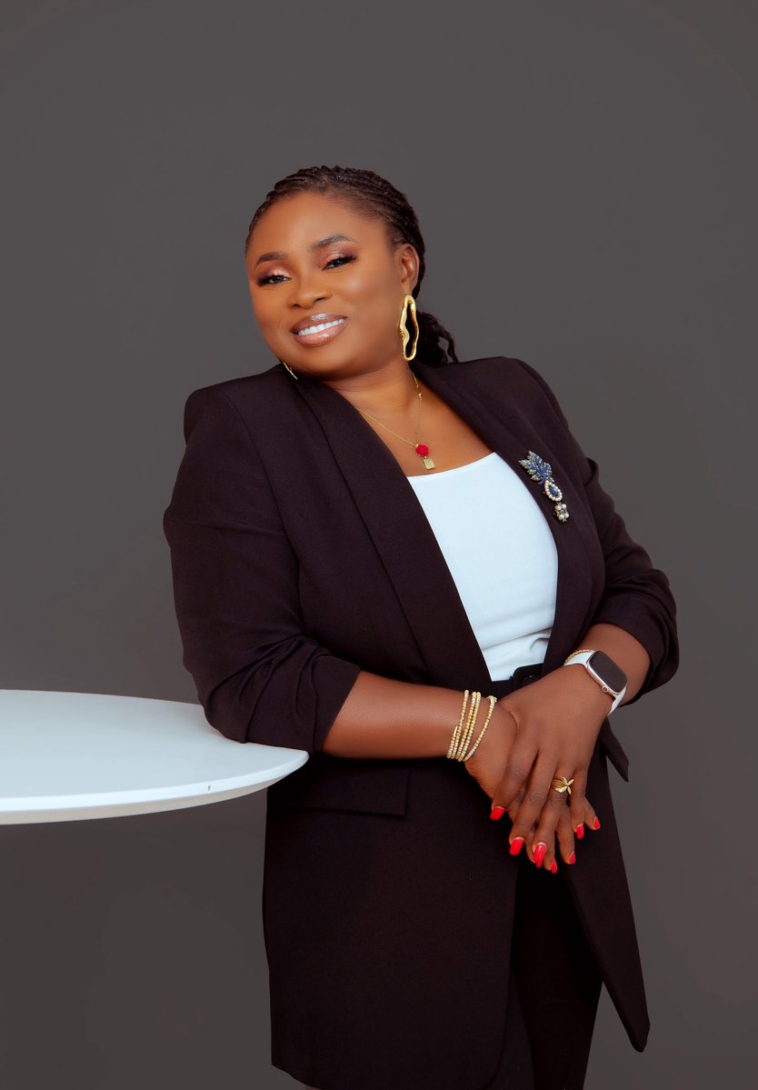 gbemiisola's tweet image. The face of leadership that never stops building, not just structures, but opportunities, people, and lasting impact. True leadership means leaving every space better than you found it. 💫 #Leadership #WomenInBusiness #VisionDriven #LeadroittRealty #WomenInRealEstate