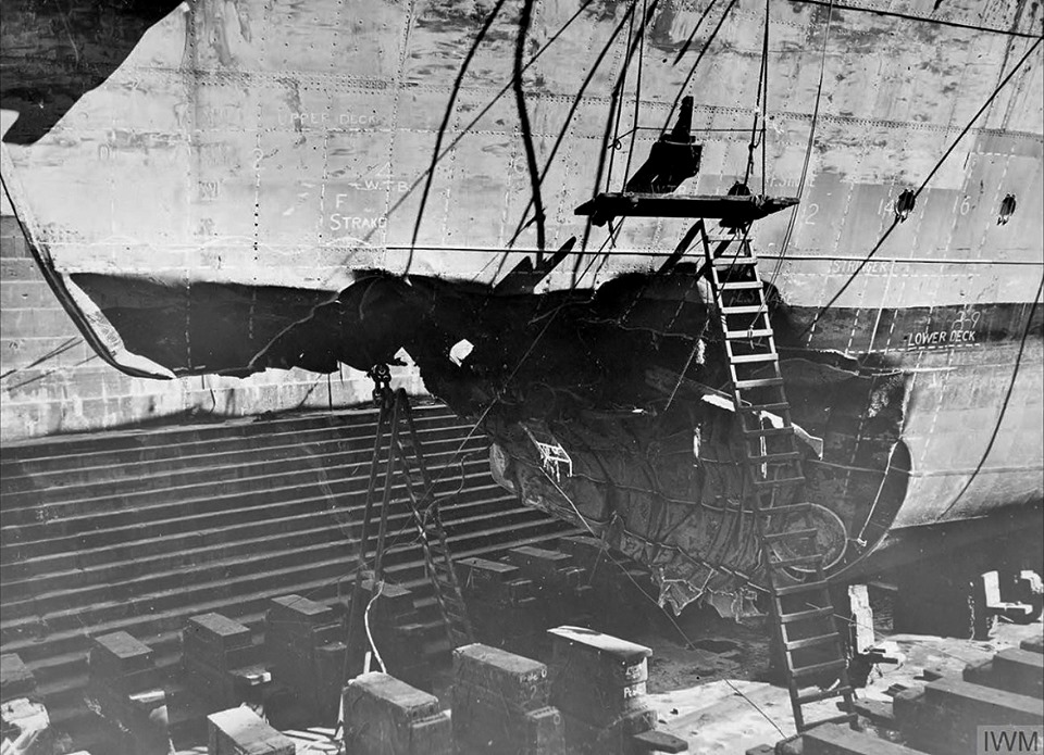 PhilipKAllan's tweet image. HMS Easton in drydock after ramming and sinking  U458 in 1943

While effective as a tactic, ramming was discouraged by the Admiralty because the escort ship was then taken out of service for a considerable period.

#RoyalNavy #GermanNavy #WW2