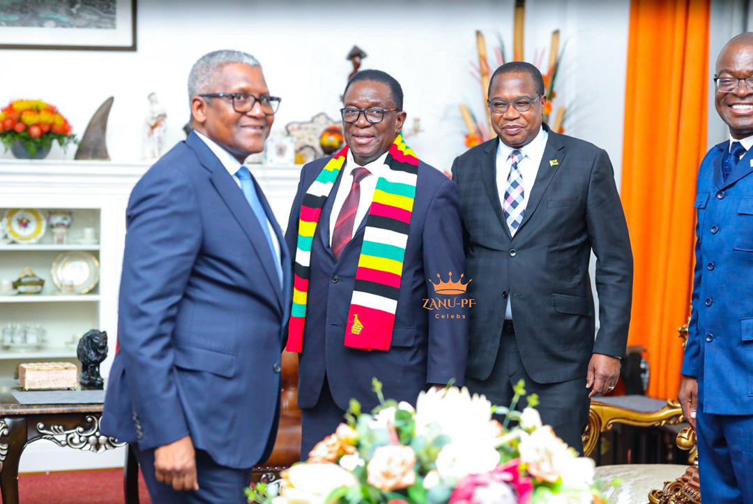 masibanda_'s tweet image. Building Africa’s future, one partnership at a time.President Mnangagwa and Mr. Aliko Dangote discuss transformative ventures in cement, energy, and mining — powering Zimbabwe’s next industrial revolution. 🔥 #StrategicPartnerships #ZimbabweRising