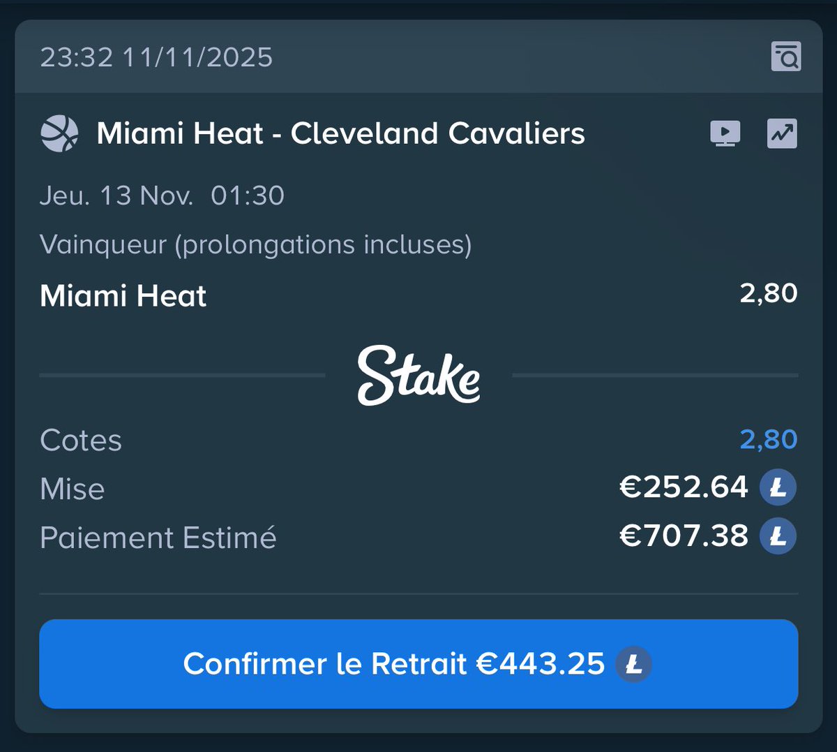 S6Bet's tweet photo. partie 2 du #CashOutOrNot 😂

que feriez vous ?

ici je prend pour le moment +191€ sans aucun risque, gratuitement alors que le match a lieu que cette nuit. 

Cash Out or Not ? gourmandise or not ? https://t.co/hOIxdC093R