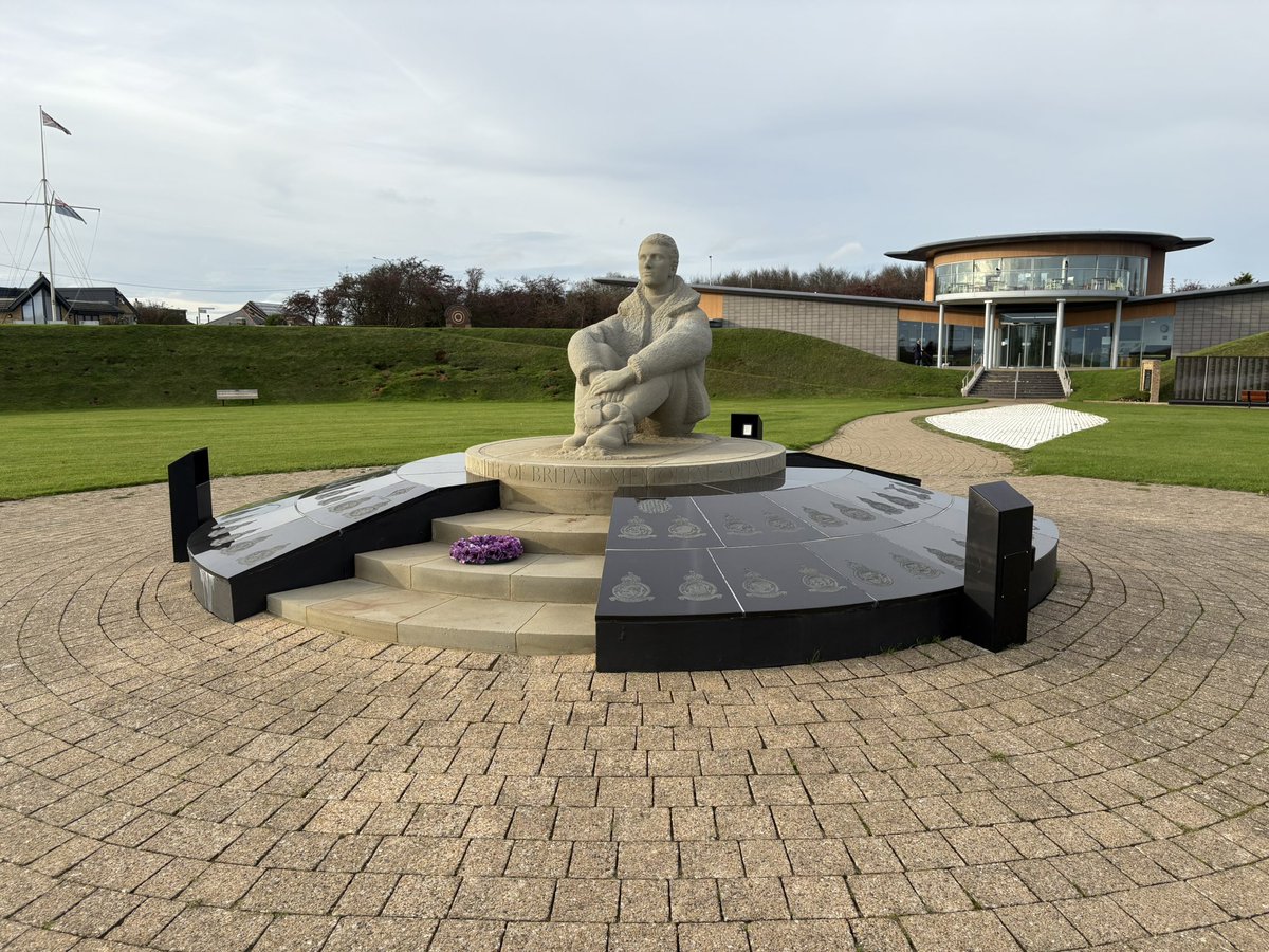 parapronto82's tweet photo. Battle of Britain Memorial, Chapel-le-Ferne https://t.co/5HiwkwJF7C