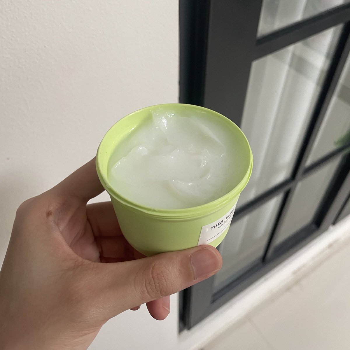 itsuwomi's tweet image. wts want to sell alevia curl cream  

- isi masih banyak banget. aku jual karna uda males styling my wavy hair :[
- free sisir styling
- price: 70k
- bisa oren dan req shopvid