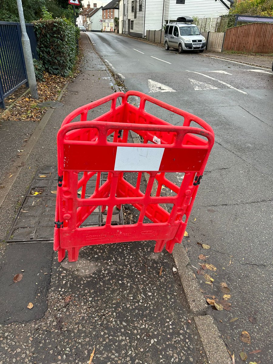 Simon Brown tweet media