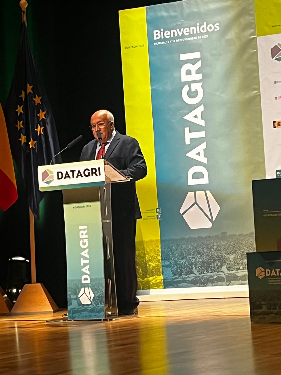COAGMurcia's tweet photo. El secretario general de COAG inaugura el Foro DATAGRI 2025 en nuestra región @ForoDatAgri @RM_Agua @gobmapa #datagri #datagri2025 https://t.co/HGy8wwX74X