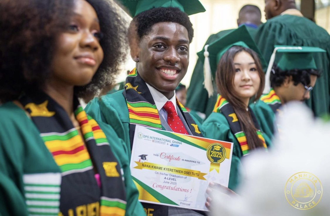 Thevokofficial's tweet image. 📍📍YOUNG ACHIEVERS SPOTLIGHT📍📍

Congratulations to Oheneba Kwame Kyeretwie Osei Tutu, Head Prefect of DPS International School and son of the Asantehene, on his admission to study Astronomy at Wesleyan University, North Carolina. A royal mind reaching for the stars. 🧠🌟