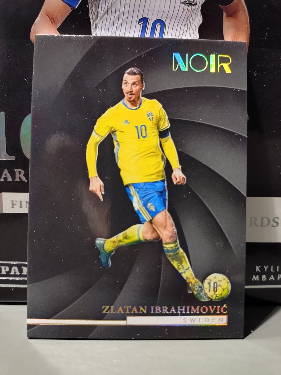 holytrinity777's tweet photo. ベース
Zlatan Ibrahimović /10🔥🔥🔥

前評判から覚悟はしていたが
かなり火力弱めな箱となりました。
皆様の良き箱の開封結果に期待！ https://t.co/w3IRCPqp6q