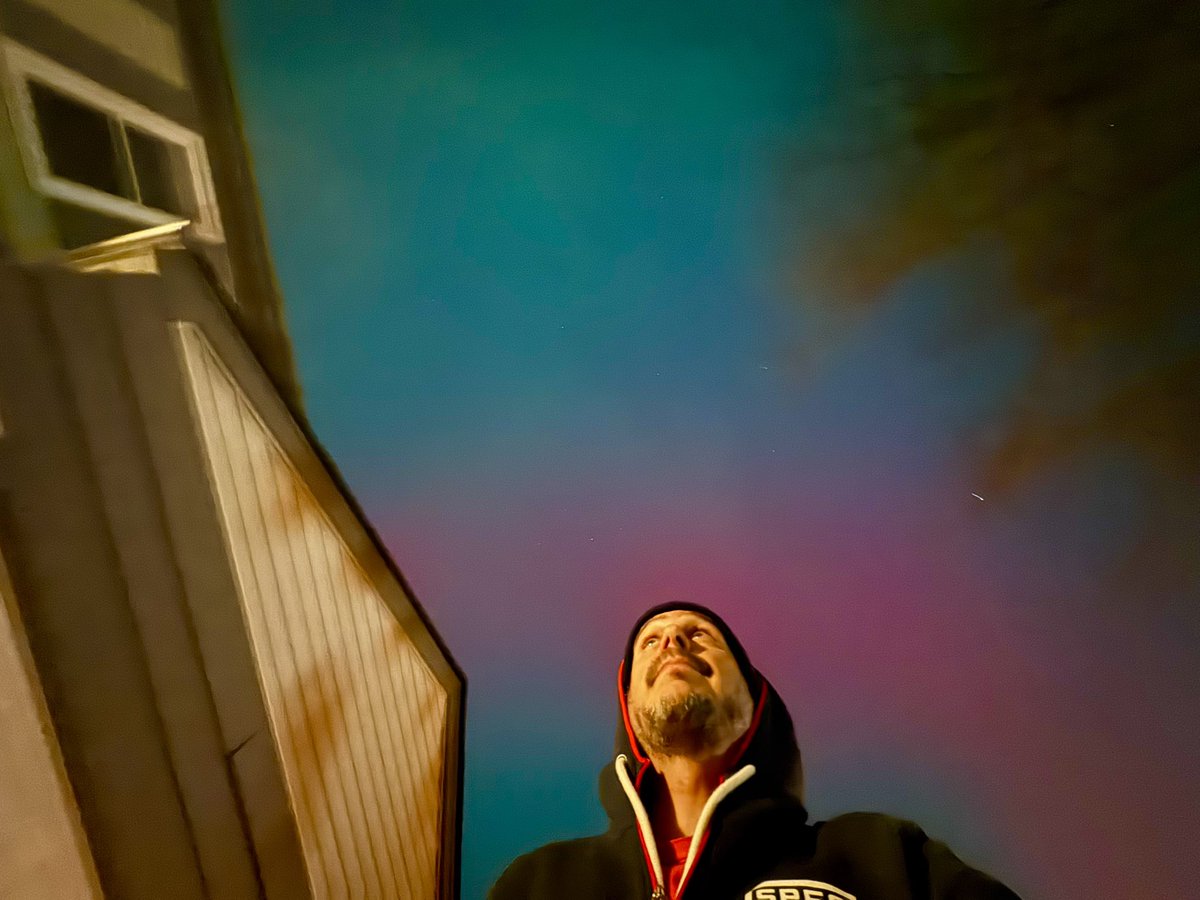 Northern lights over Chicago tonight.