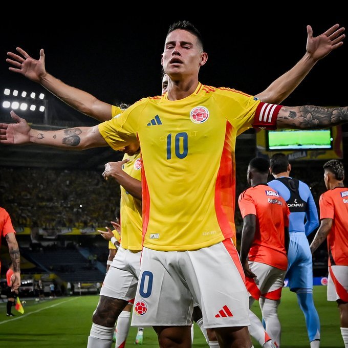 TiroLibre_Col's tweet image. 🤯💣

Millonarios y Andina le harán una oferta a James Rodríguez, un poco superior a la que aceptó Falcao para jugar en el azul.

La idea es que James inicialmente juegue hasta junio y tenga rodaje, que es lo que el jugador también busca antes de ir a jugar el mundial. 🔵⚪🇨🇴