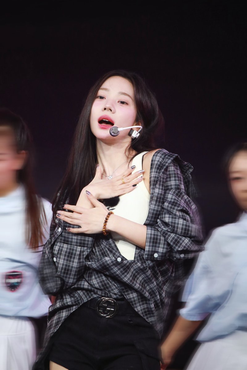 yuenings's tweet photo. zining rehearsal pics for #开始跳舞吧 #ReadyToDance3 ✨
#ZhangZining #张紫宁 #จางจื่อหนิง #장쯔닝 #开始跳舞吧3 https://t.co/FwEfVVu7pc