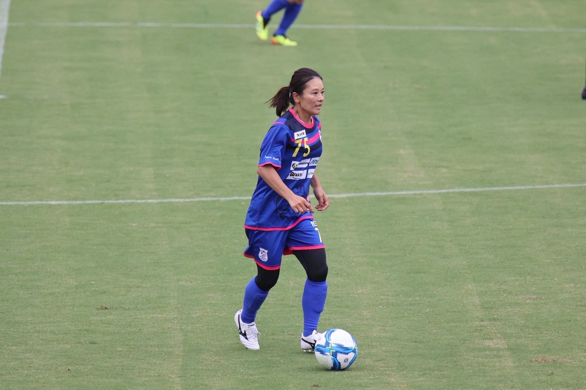 projectYUKI2025's tweet photo. ⚽️試合シーンを少しずつ振り返り📸

ピッチでは笑顔も真剣な表情もたくさん✨
なでしこフレンズとYUKIフレンズ、それぞれのプレーに会場中が熱くなりました🔥

次回もお楽しみに！

#projectYUKI #永里優季引退試合 #なでしこフレンズ #YUKIフレンズ #厚木 #ありがとう永里優季 https://t.co/tO7iJJKlwk