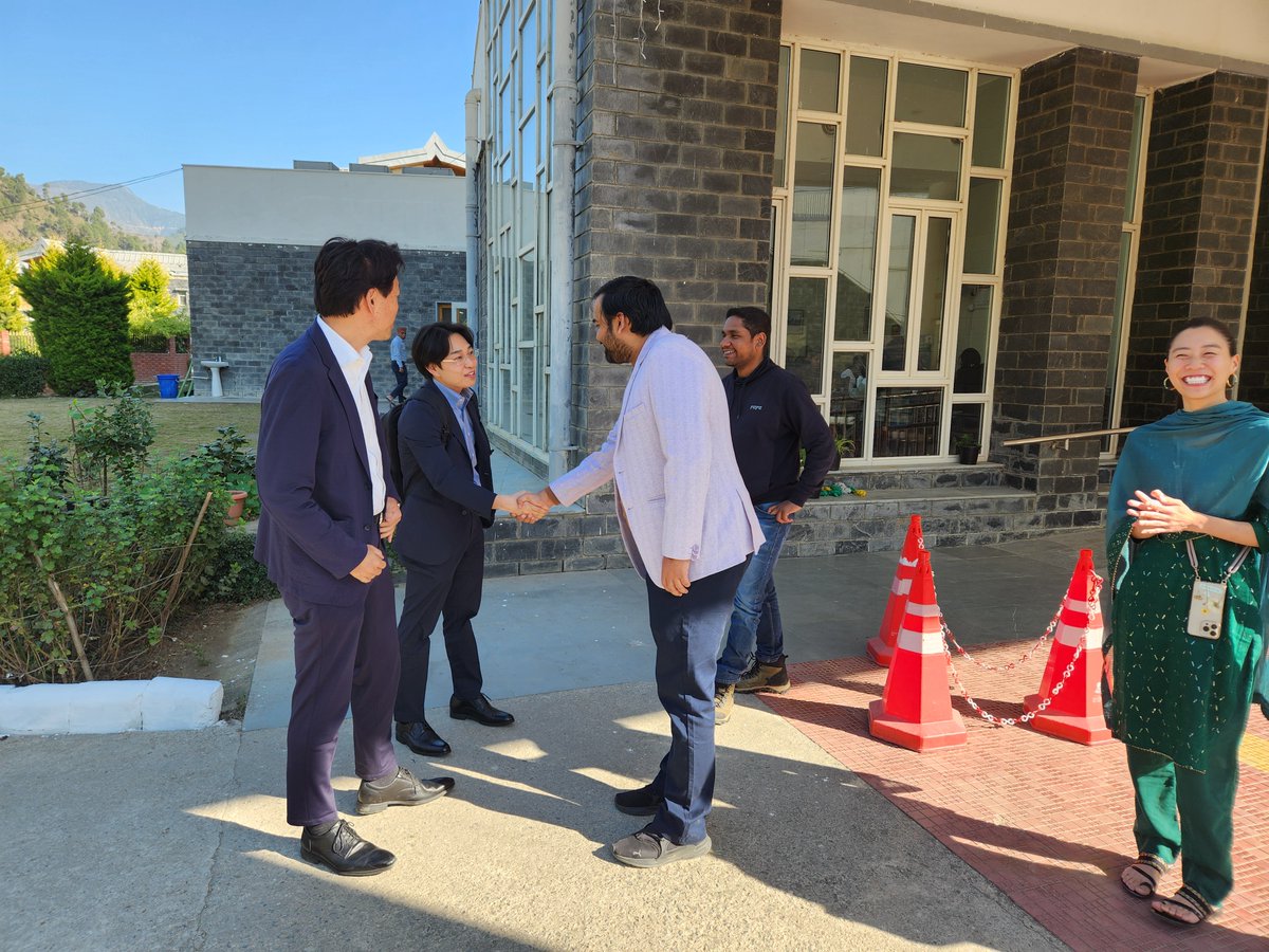 iit__mandi's tweet photo. IIT Mandi’s Career & Placement Cell welcomed Forum Engineering Inc., Japan!
The team met with the Advisor (CnP) and CnP Team to discuss internship & placement opportunities in Japan for our students.
#IITMandi #ForumEngineering #GlobalOpportunities https://t.co/CGPCTfXuHu