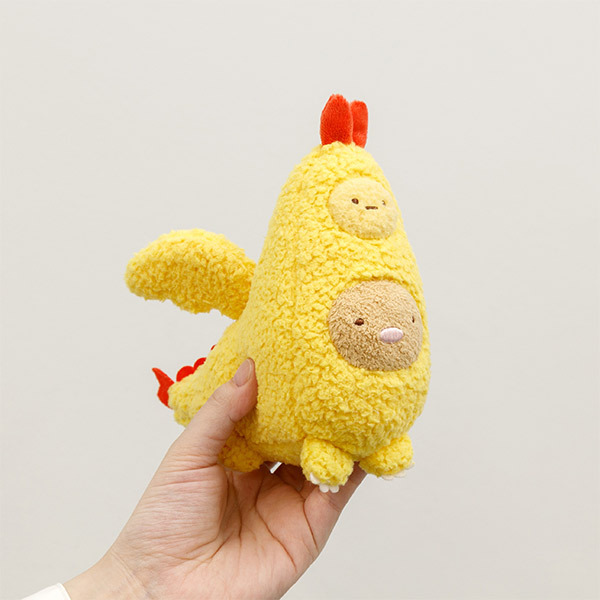 sanx_netshop's tweet image. ＼限定🦐エビフライドン／ 

『 #映画すみっコぐらし 』公開記念🎉
揚げ物怪獣 エビフライドンが再受注発売中～！

エビフライドンと一緒にお家ですごしてみてはどうでしょうか？💭
この機会をお見逃しなく！！
tinyurl.com/2ptu7put

#すみっコぐらし